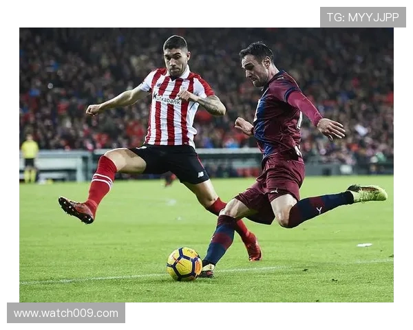 西甲半场战况:戈麦斯禁区抽射造险 皇家社会与毕尔巴鄂竞技互交白卷 西甲半场战况:戈麦斯禁区抽射造险 皇家社会与毕尔巴鄂竞技互交白卷